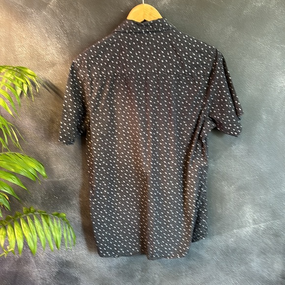 Haggar medium short sleeve shirt Handsome dress & casual black & white sexy - Picture 3 of 3